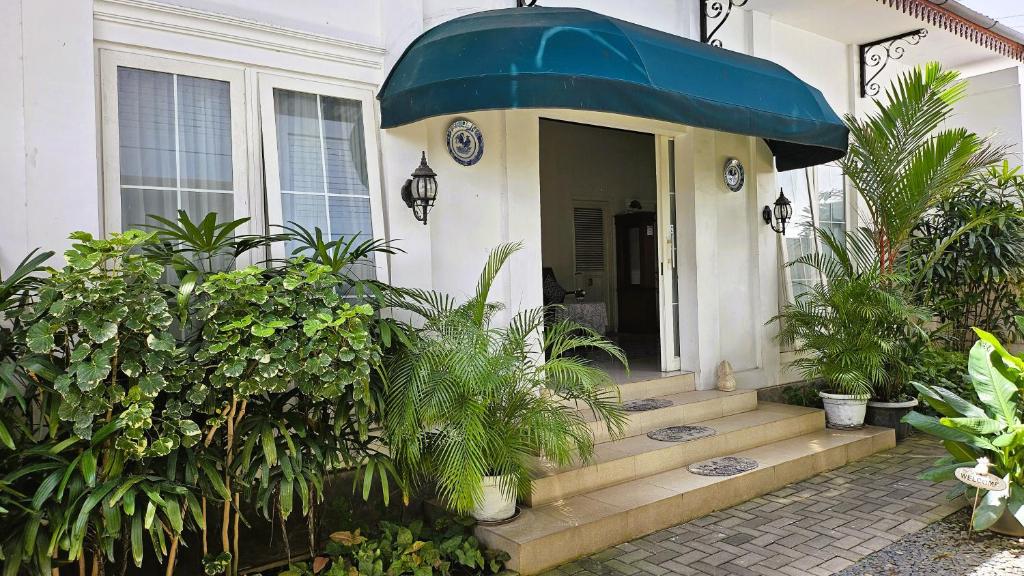 Exteriér nebo vchod ubytování Surokarsan 9 House Yogyakarta