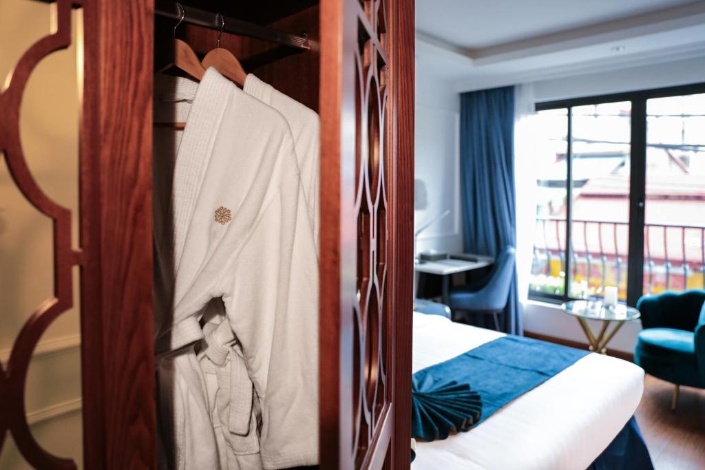 Suite Nhìn Ra Thành Phố