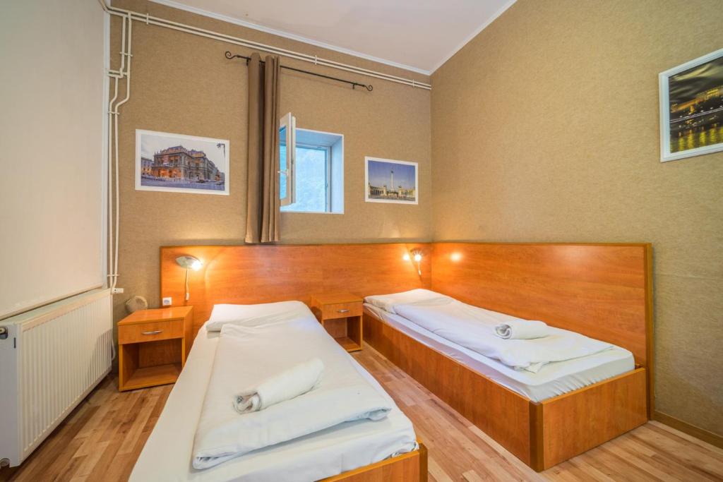 Postel nebo postele na pokoji v ubytování Easy Star Hotel