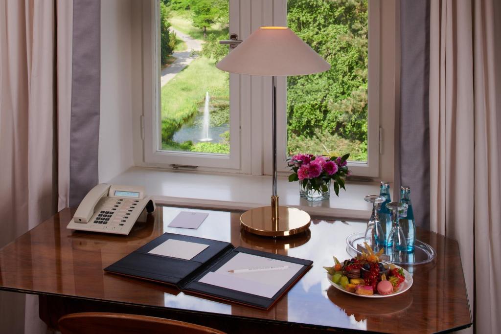 Hotel Schloss Eckberg - Resim 25