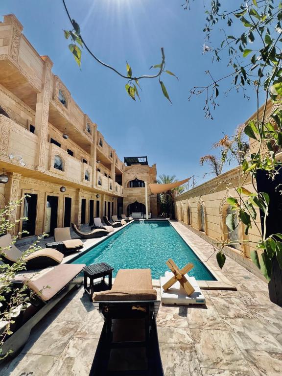 Bazén v ubytování Casa D'or Dahab nebo v jeho okolí