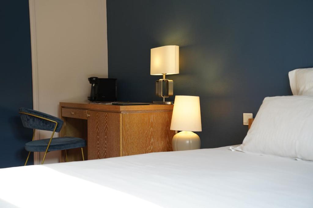 Le Pré Saint Germain - Superior Room