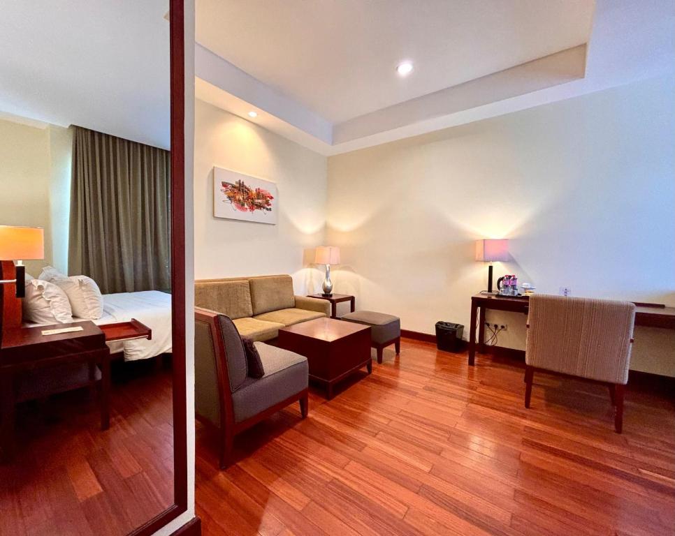 Posezení v ubytování Manado Quality Hotel