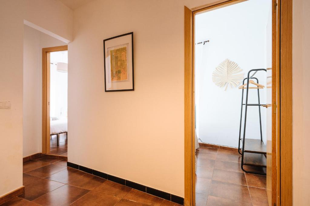 Kép HomeySeville-Lovely Duplex at Santa Cruz 10 pax, Parking Optional szállásáról Sevillában a galériában