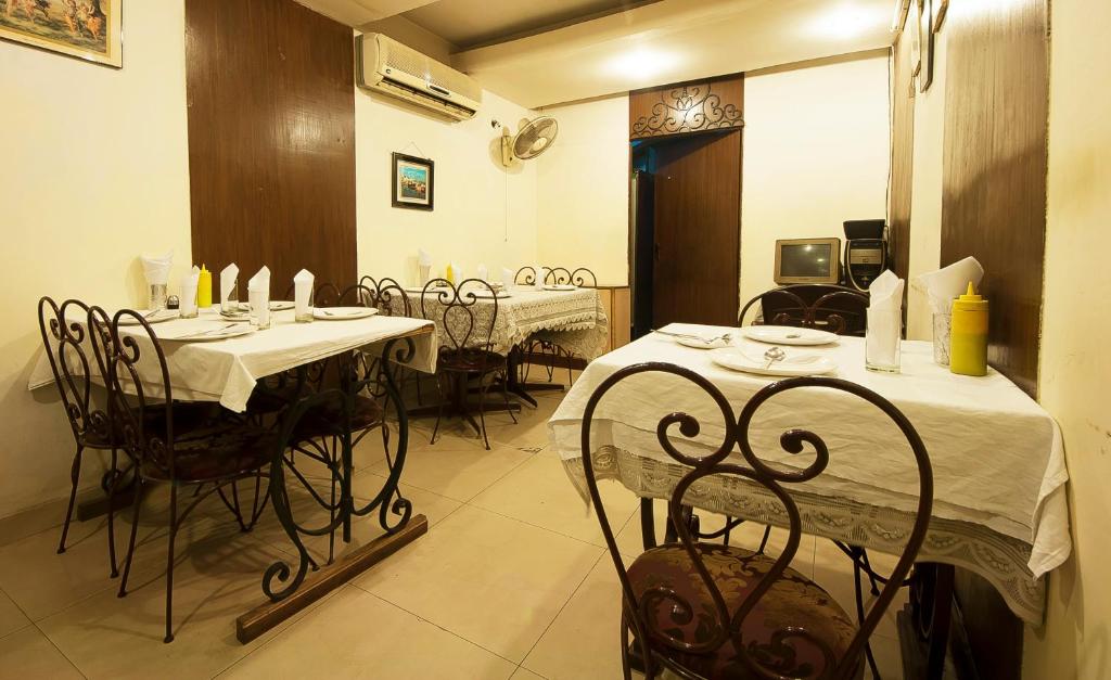 Restaurace v ubytování Golden Leaf Hotel