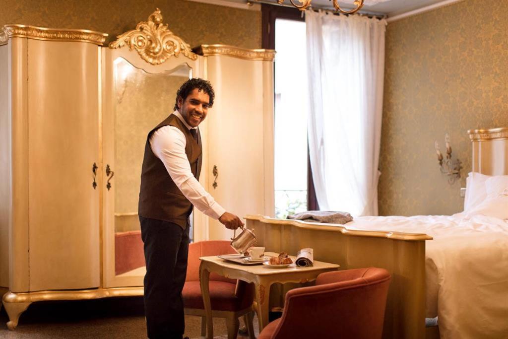 Hotel Flora - Resim 21