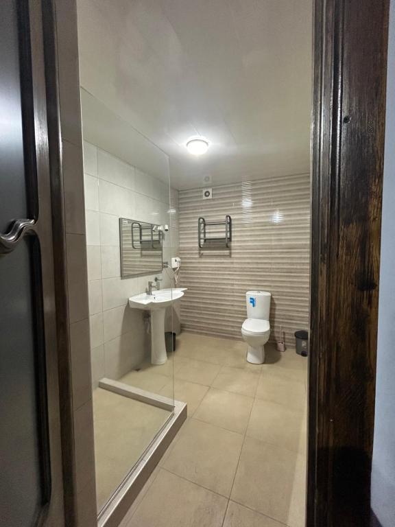 Koupelna v ubytování Porta Hostel