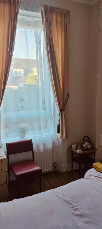 Postel nebo postele na pokoji v ubytování Forth Bay Guest House
