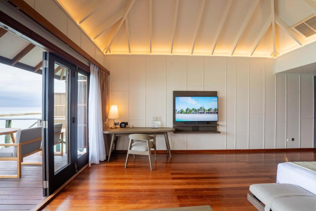 Veligandu Maldives Resort Island - 17