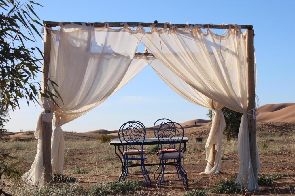 Příroda nedaleko luxury tent