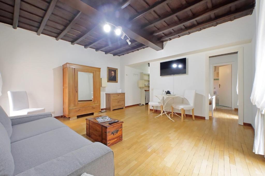 Colosseum Apartment Renovated Via Frangipane