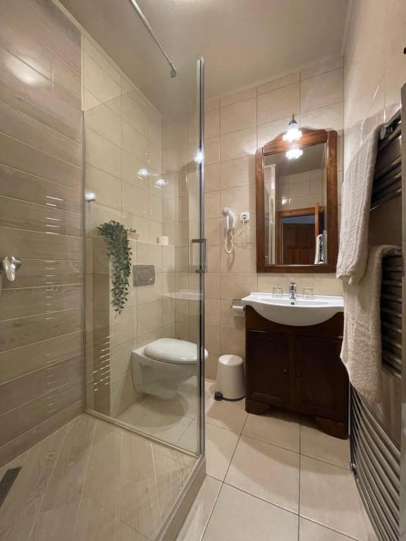 Hotel Karin - Resim 7