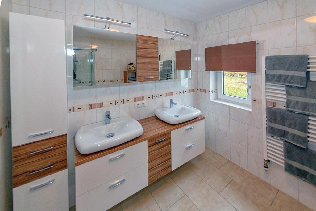 Koupelna v ubytování Genuss.Haus.Fankhauser