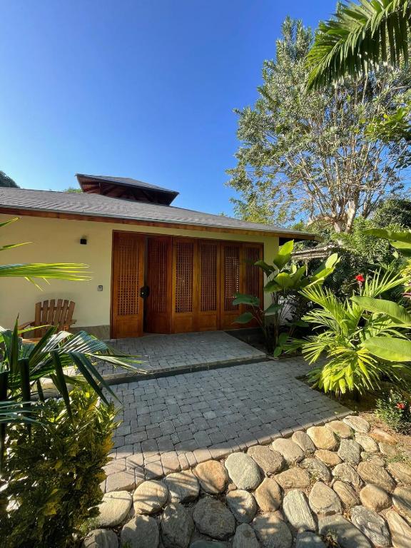 Private Vila & Pool - Tropical Gardens - Starlink Internet, Palomino ...