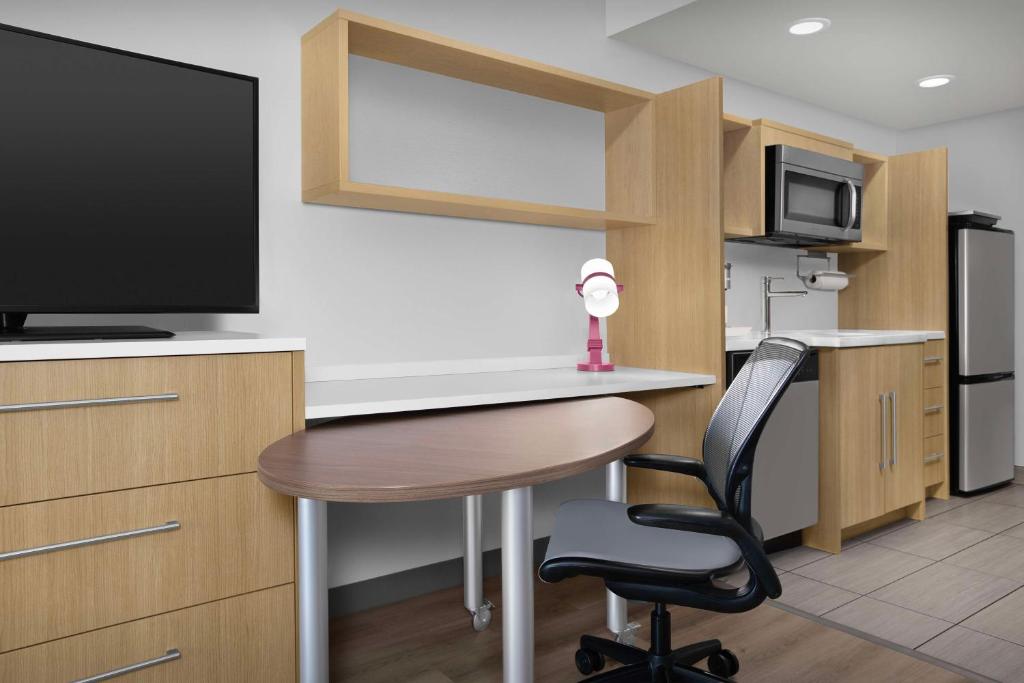 Home2 Suites by Hilton Clarksville/Ft. Campbell - Suite Estudio Con Cama Extragrande - No Fumadores
