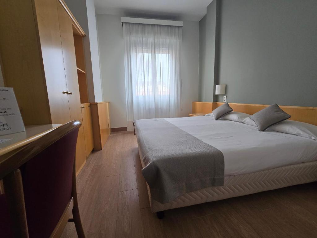 Mokinba Hotels Sant'Ambroeus - Resim 10