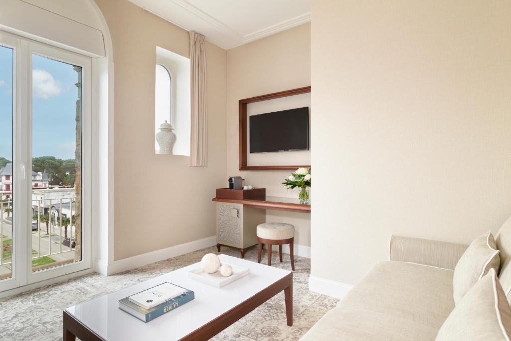 Hôtel Barrière Le Royal La Baule - Junior Suite