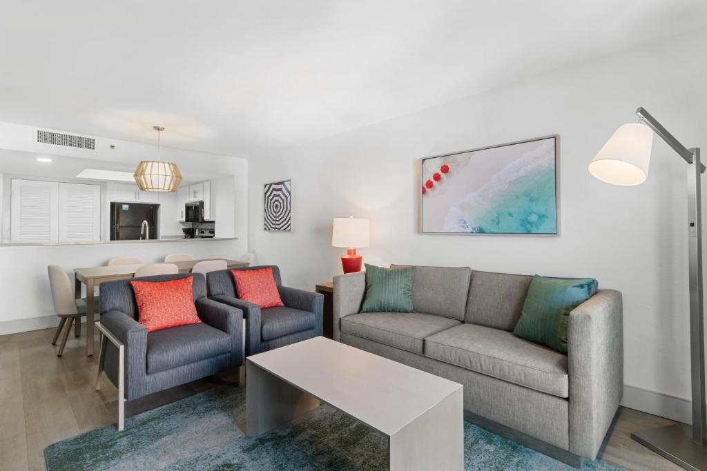 Compass Cove - 