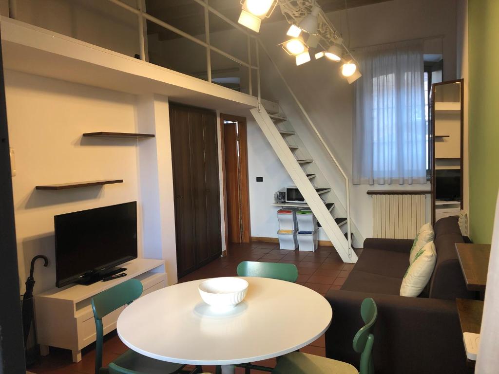 Sage House - Carozzi Apartments