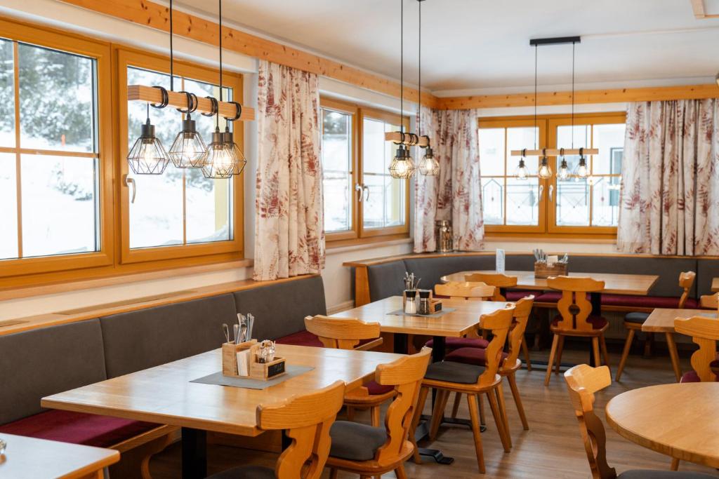 Restaurace v ubytování Hotel Tauernglöckl