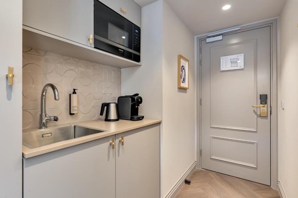 Hotel Kobalt - Den Haag - Resim 24