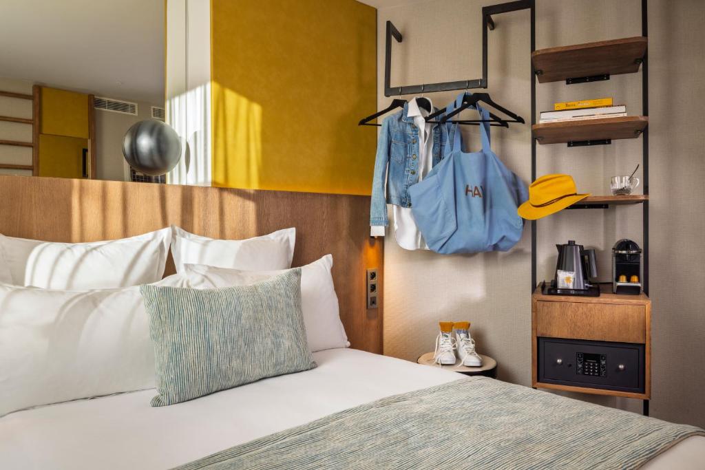 Hôtel Raspail Montparnasse - Resim 38