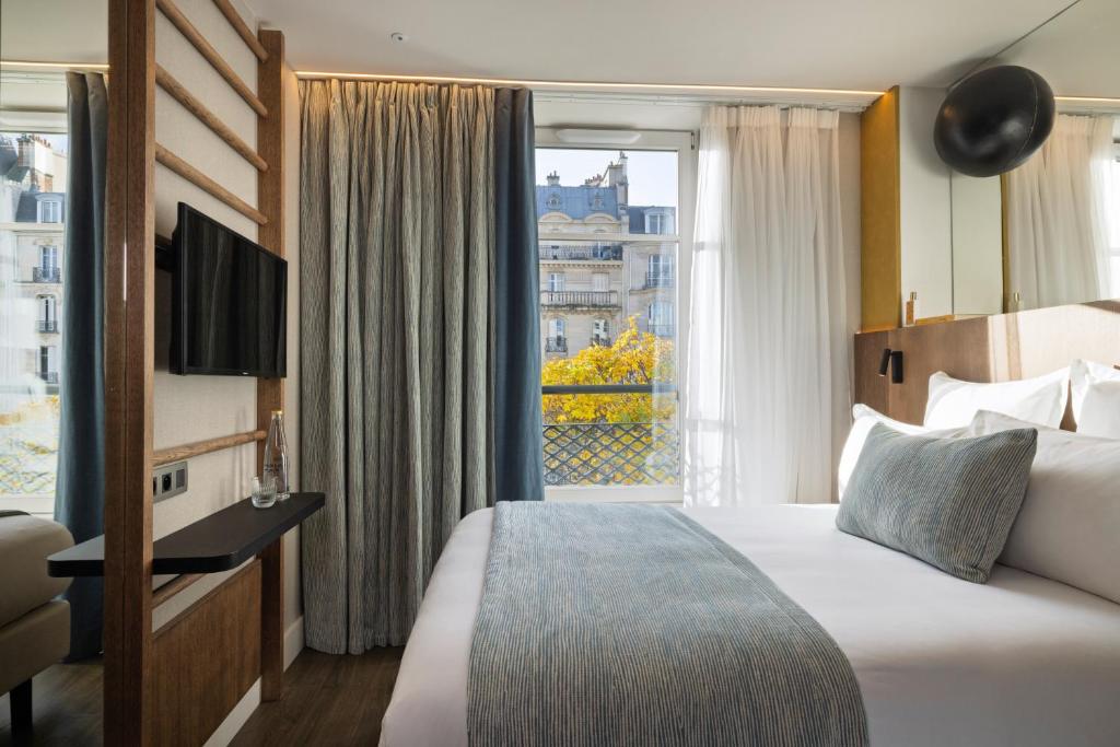 Hôtel Raspail Montparnasse - Resim 39