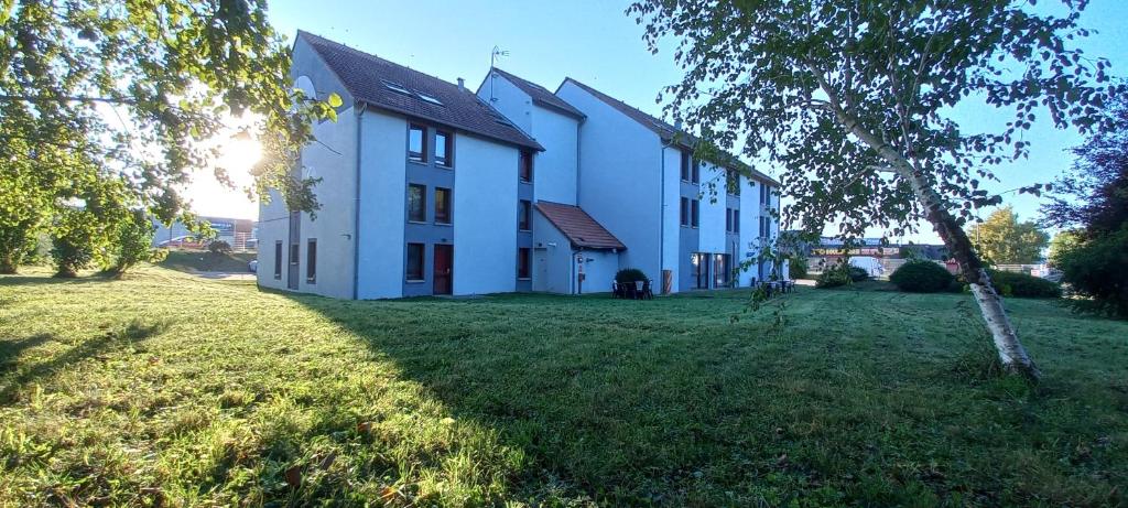 Zahrada ubytování HÔTEL ÉDEN - Metz Nord - Woippy - Porte du Luxembourg - A31