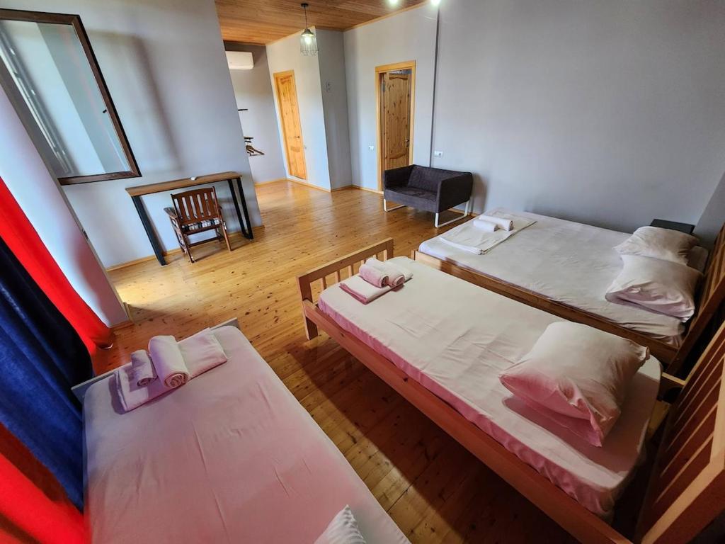 Postel nebo postele na pokoji v ubytování Davids villa