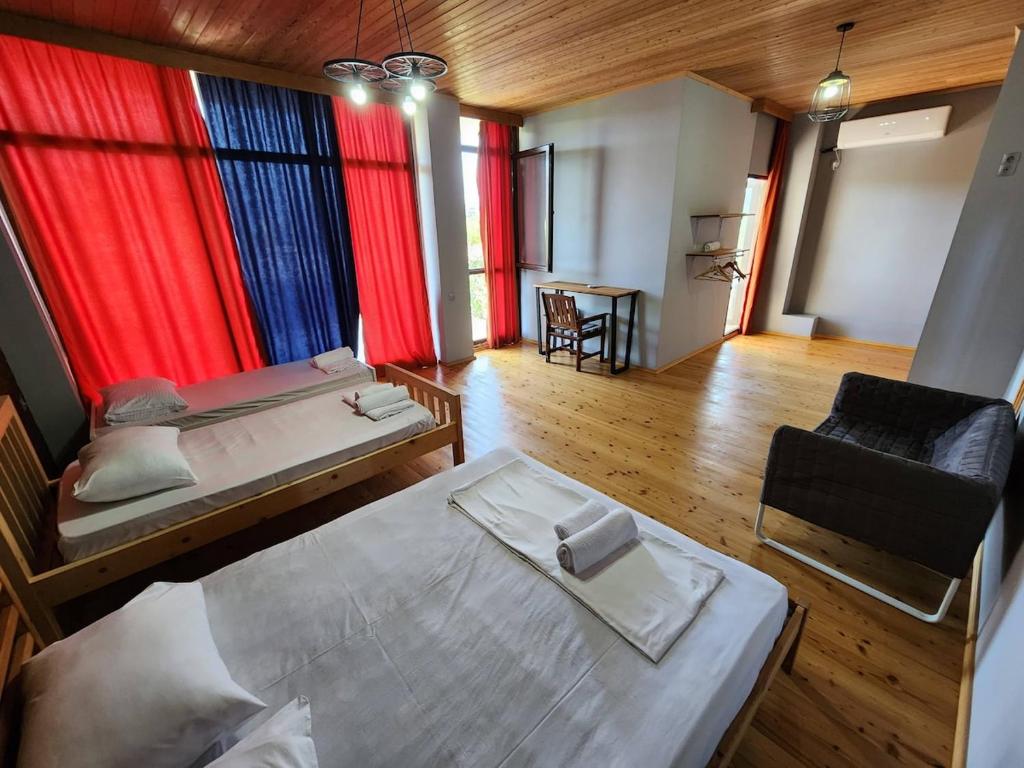Postel nebo postele na pokoji v ubytování Davids villa
