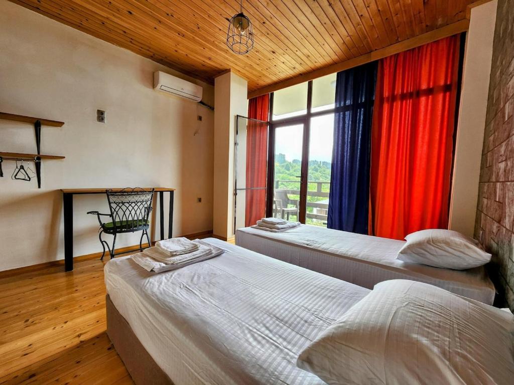 Postel nebo postele na pokoji v ubytování Davids villa