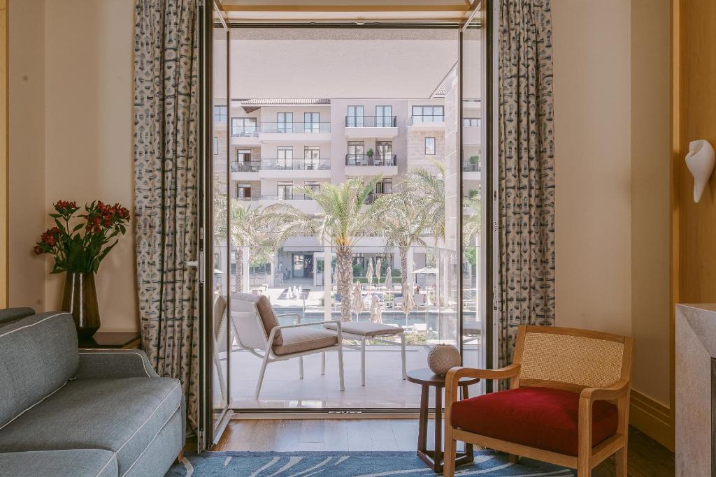 Regent Porto Montenegro - 16