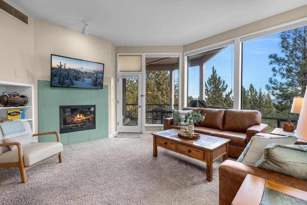 Χώρος καθιστικού στο Mt Bachelor Condo
