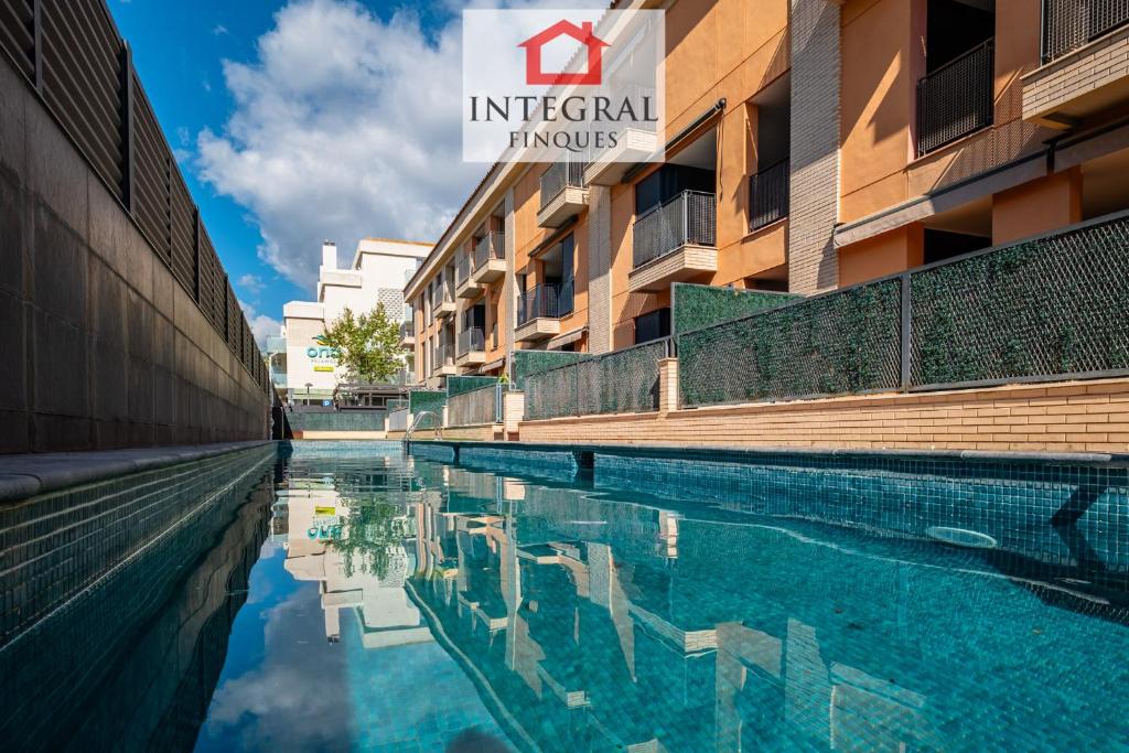 Swimmingpoolen hos eller tæt på Blue Lagoone Apartment Palamós