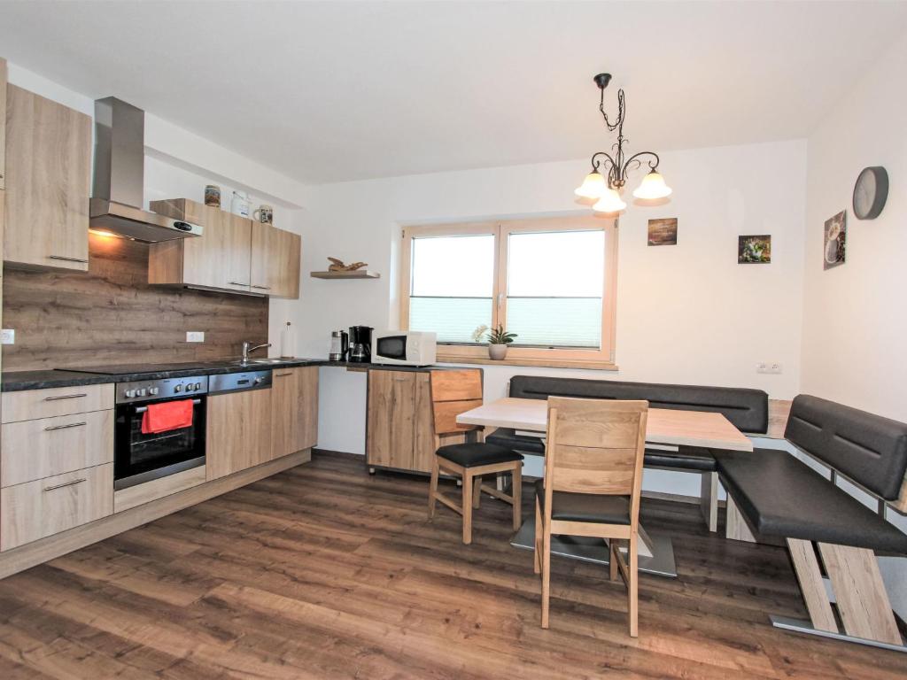 Kuchyňa alebo kuchynka v ubytovaní Apartment Dengg by Interhome
