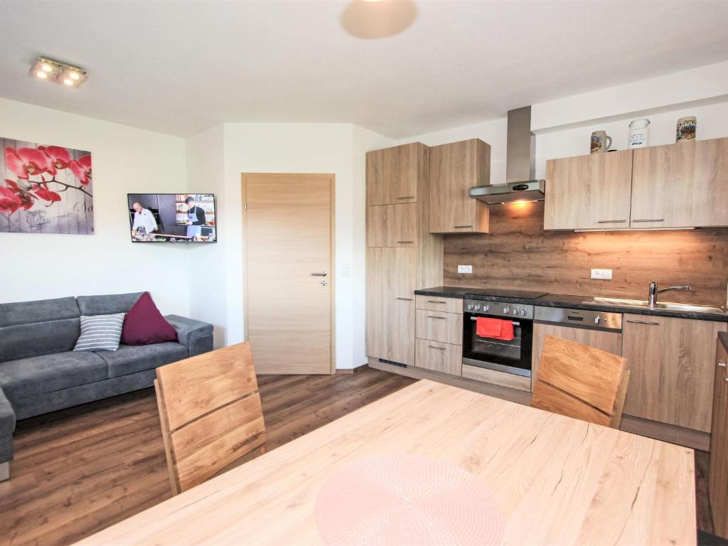 Kuchyňa alebo kuchynka v ubytovaní Apartment Dengg by Interhome
