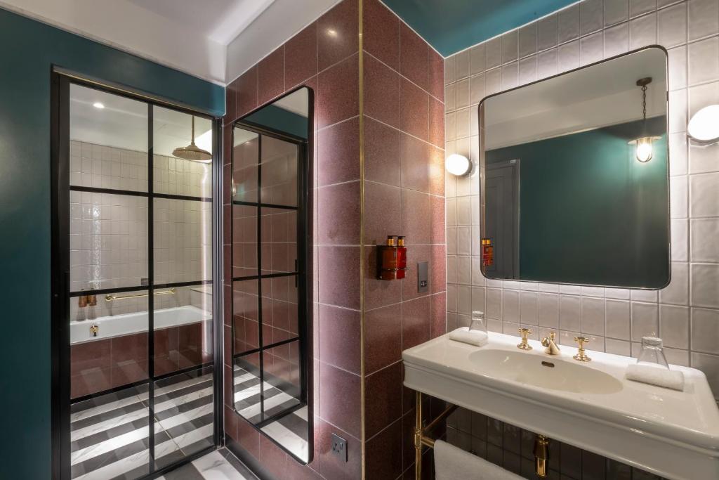 Clayton Hotel City of London - Resim 19