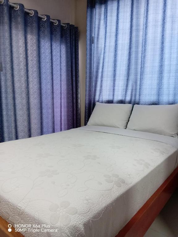 Postel nebo postele na pokoji v ubytování Hotel Andy