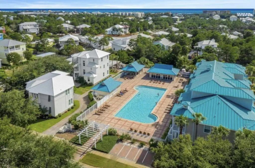 Kolam renang di atau dekat dengan Available for Season! Snapper Beach House on 30A