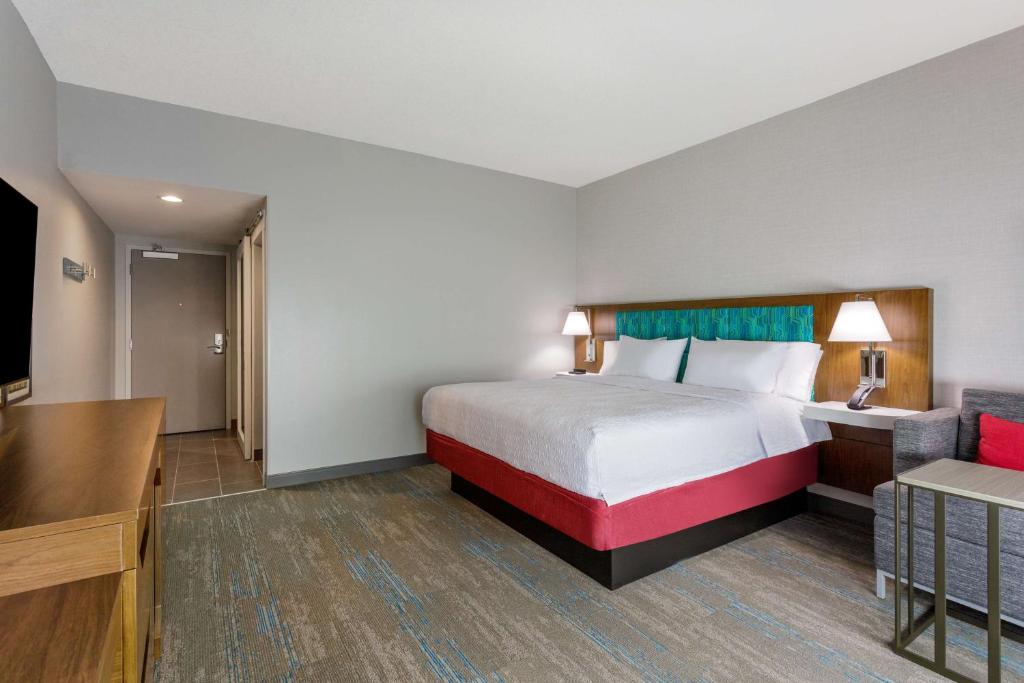 Postel nebo postele na pokoji v ubytování Hampton Inn By Hilton Ocoee Orlando