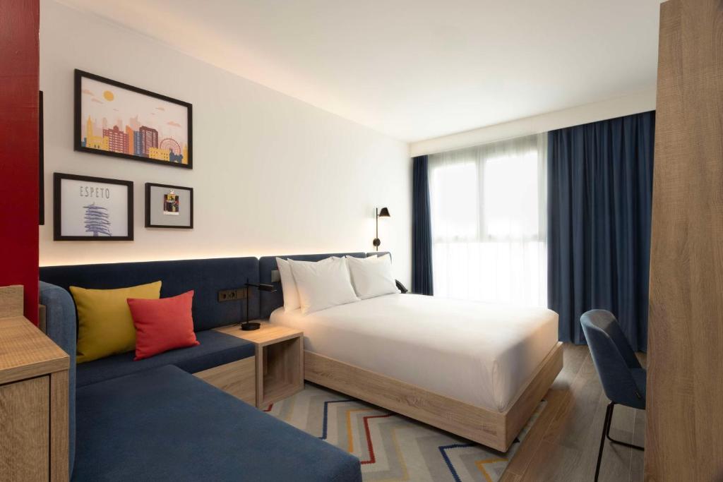 Hampton By Hilton Malaga Martiricos - Resim 20