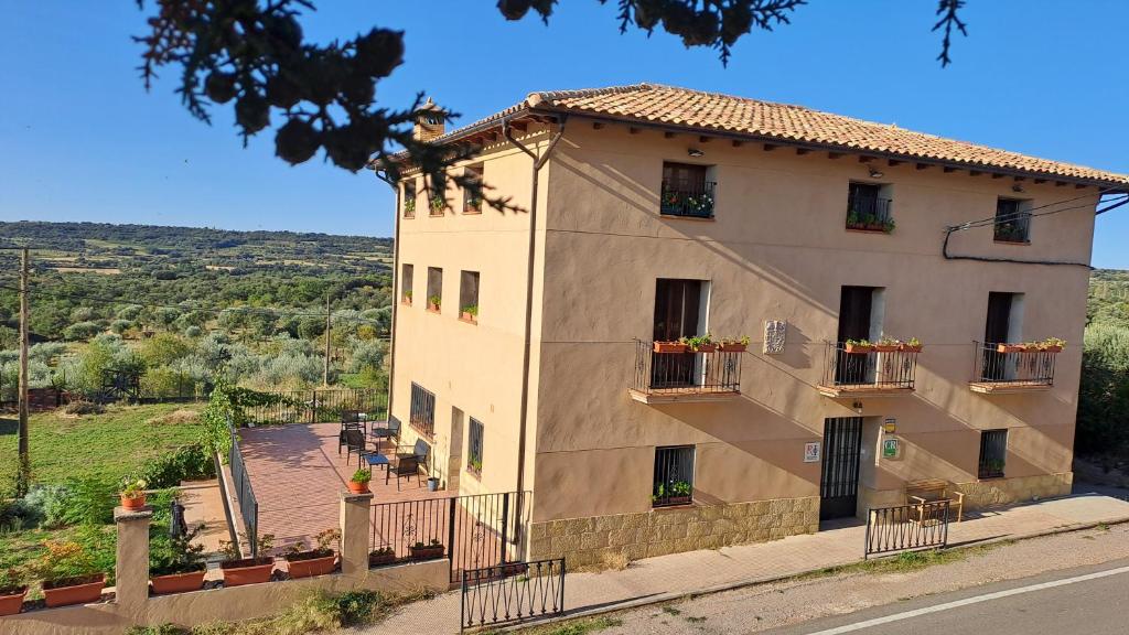 Budova, kde se aparthotel nachází