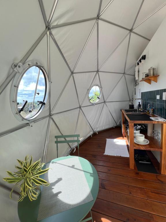 Kuchyň nebo kuchyňský kout v ubytování PRANA hOMe