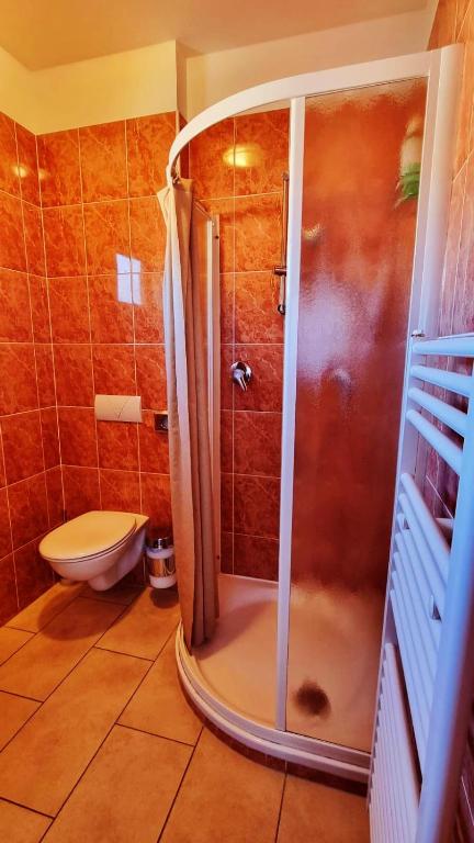 Koupelna v ubytování B&B Maya