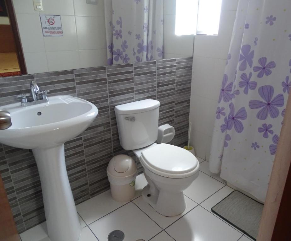 Vannituba majutusasutuses Hospedaje Dimar Inn