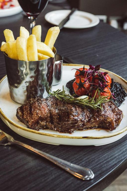 Doubletree by Hilton Edinburgh City Centre - Resim 9