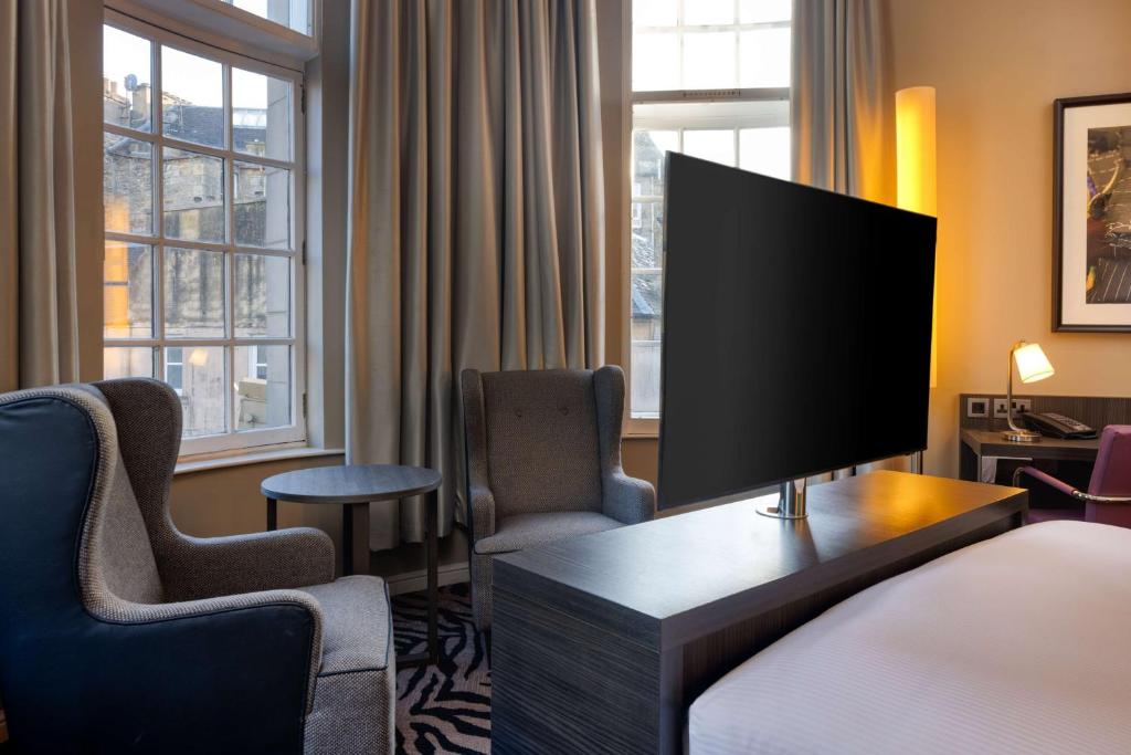 Doubletree by Hilton Edinburgh City Centre - Resim 25