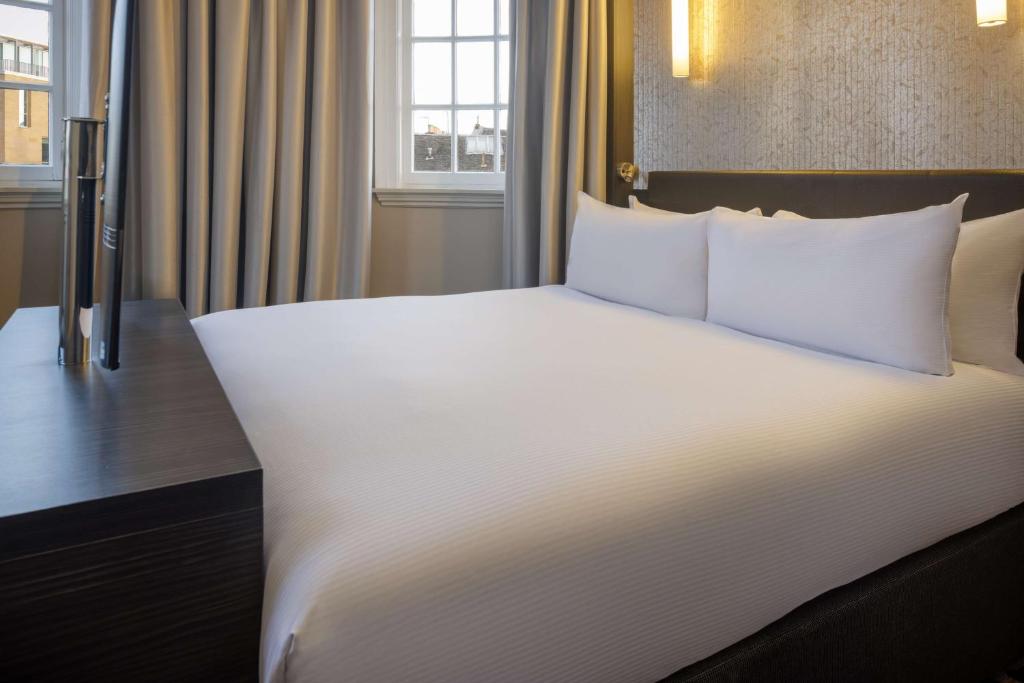 Doubletree by Hilton Edinburgh City Centre - Resim 39