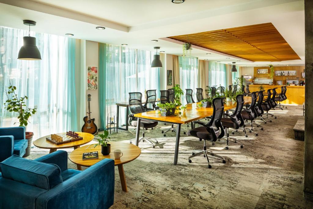 Posezení v ubytování The Social Hotel by Networking Premium