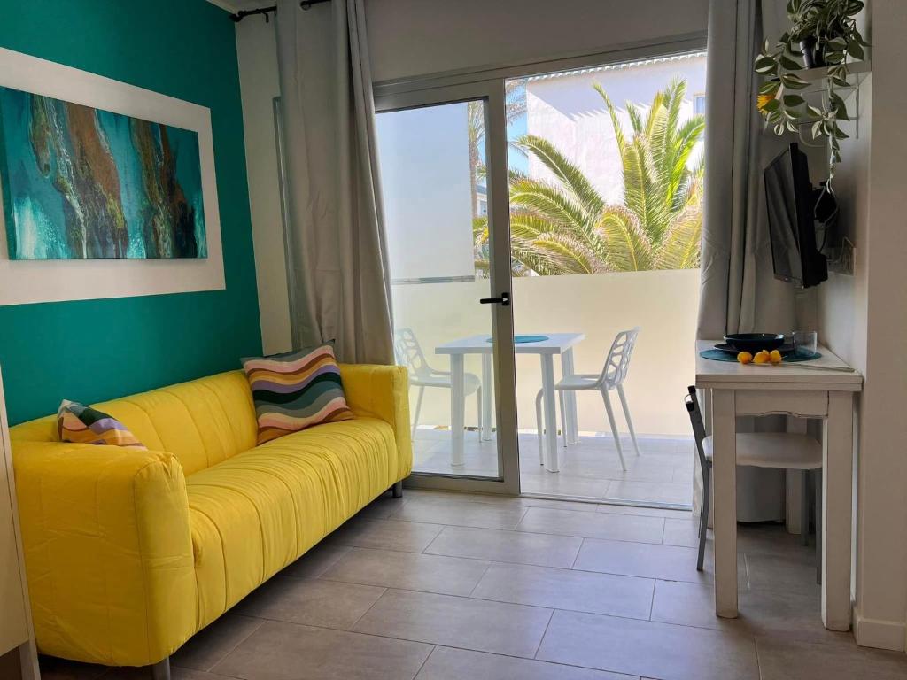Bristo l Sunset Beach air conditioning Fuertavista Retreat